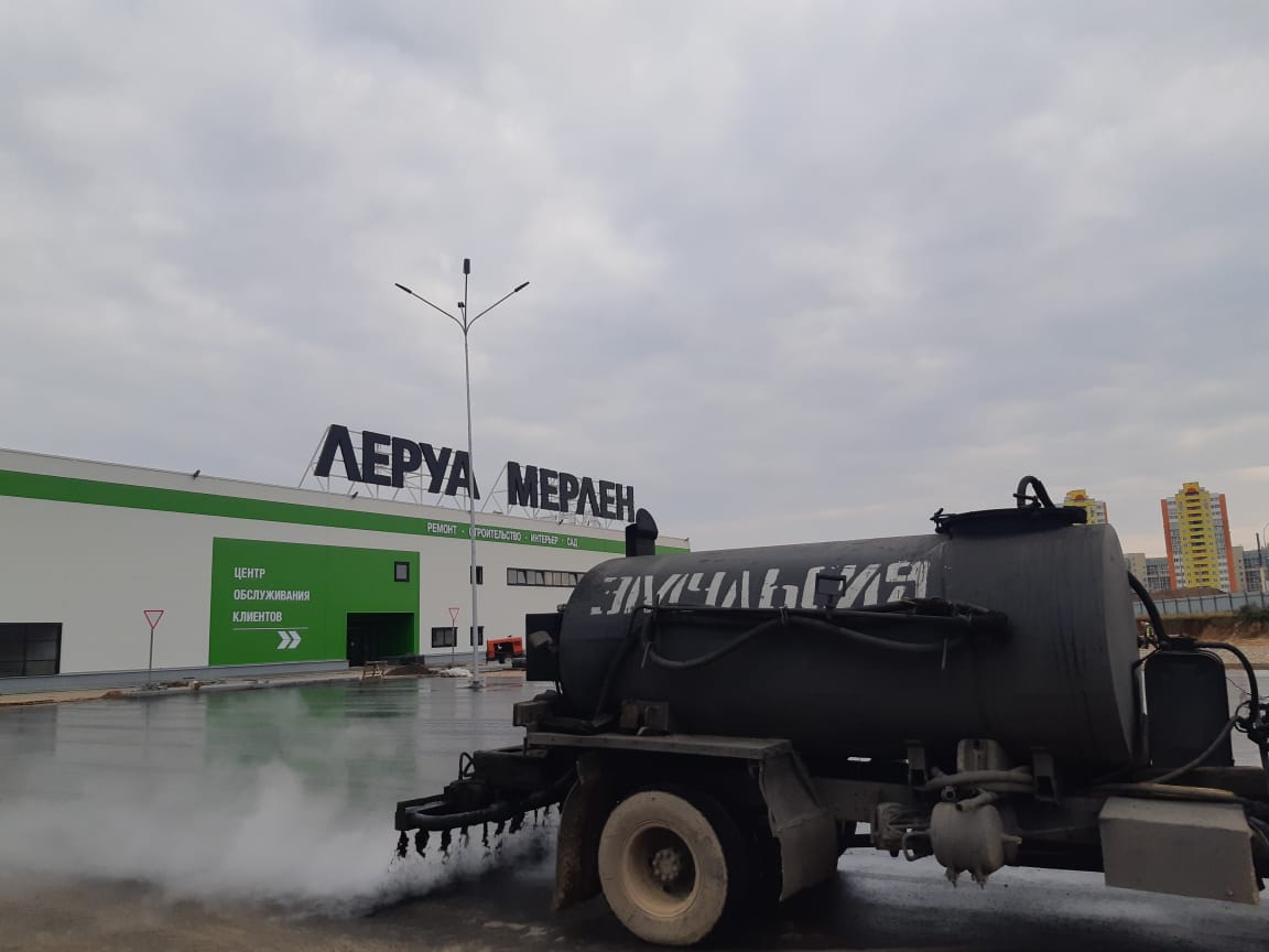 разлив битумной эмульсии разлив битумной эмульсии